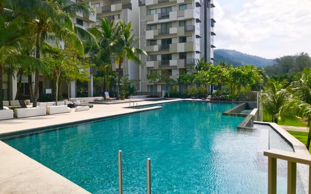 By The Beach - Luxury 2 Bedrooms Family Suite