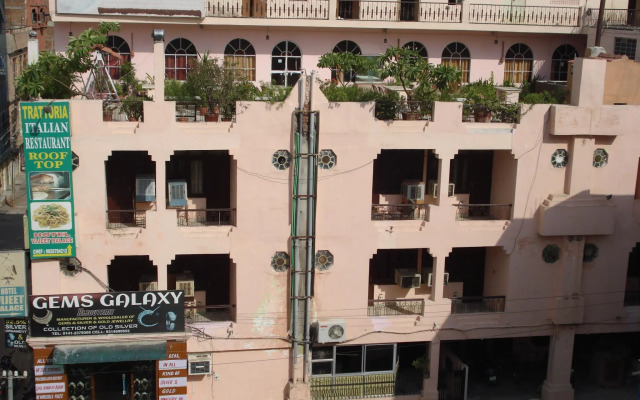 OYO 22544 Hotel Vijeet Palace