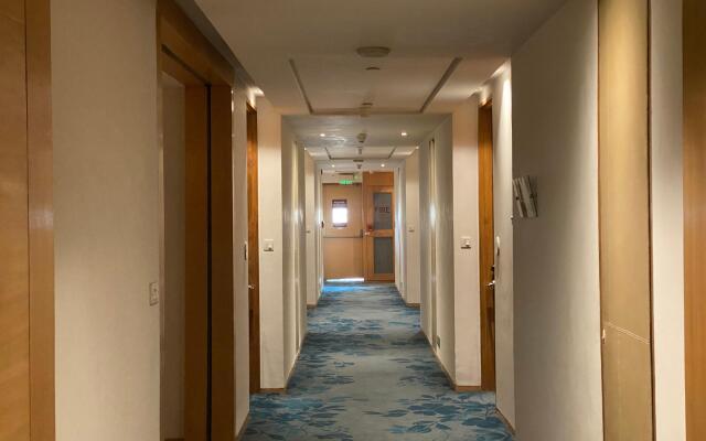 Holiday Inn New Delhi Mayur Vihar Noida by IHG