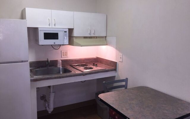 InTown Suites Extended Stay Austin TX - North Lamar Blvd