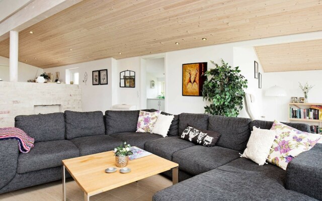 Boutique Holiday Home in Follonica With sea Beach Nearby