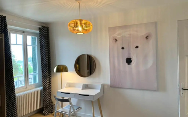 Elegant 3 Pieces - Parking