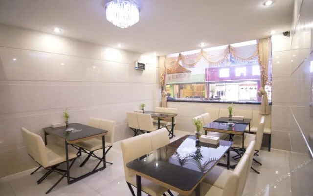 Youth Sunshine Hotel (Xiamen Fangte Menghuan Tong'an)