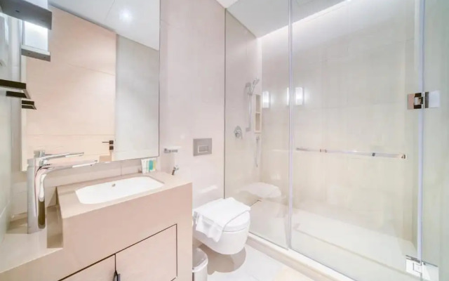 Picturesque Balcony and Beach Haven at Address JBR