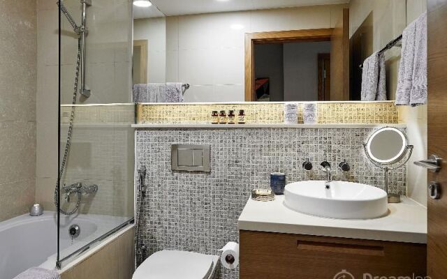 Dream Inn Dubai - Claren Downtown