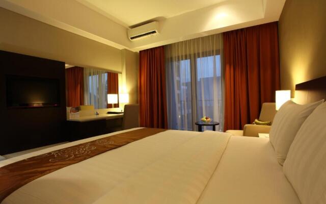 Soll Marina Hotel & Conference Center Bangka