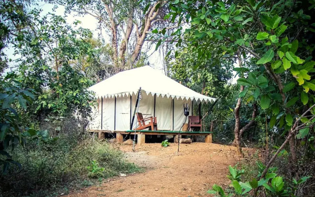 Karhandla Farm and Resort