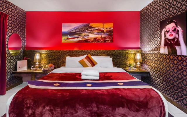 The Shades Boutique Hotel Patong Phuket