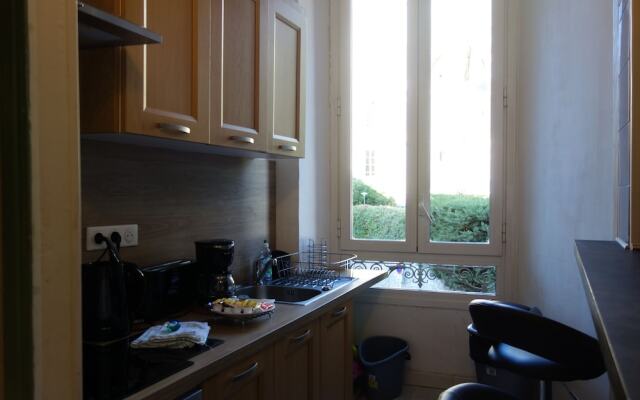 Welcome to Cannes - GALIENNI 3