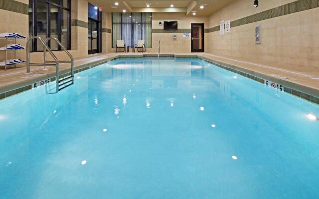 Holiday Inn Mobile - Airport by IHG