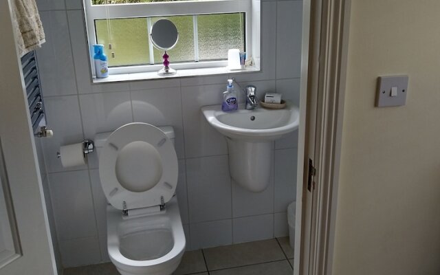 Millbrae Town Cottage