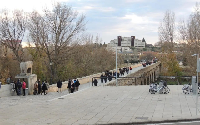 Apartamento Ribera Del Puente