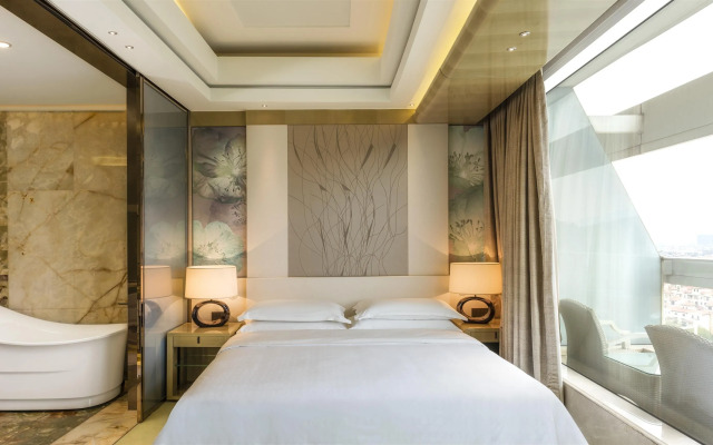 Sheraton Huzhou Taihu Lake Hot Spring Resort & Spa