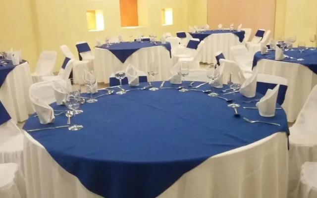 Hostalia Hotel Expo & Business Class