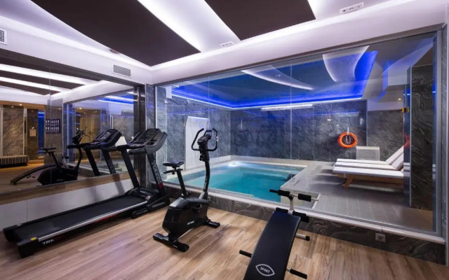 Melrose Rethymno by Mage Hotels