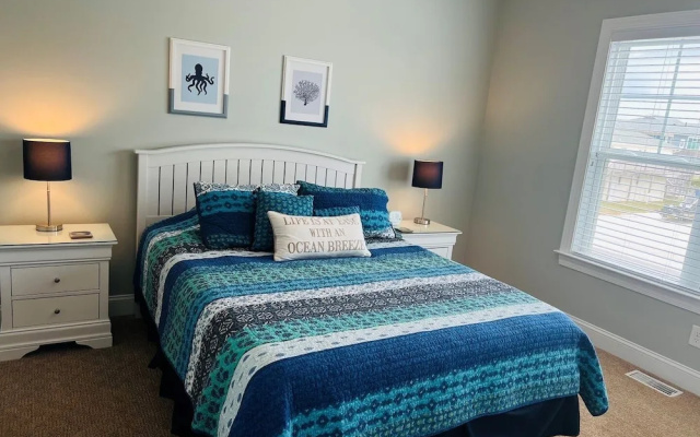 287 Obw 6 Bedroom Home by RedAwning