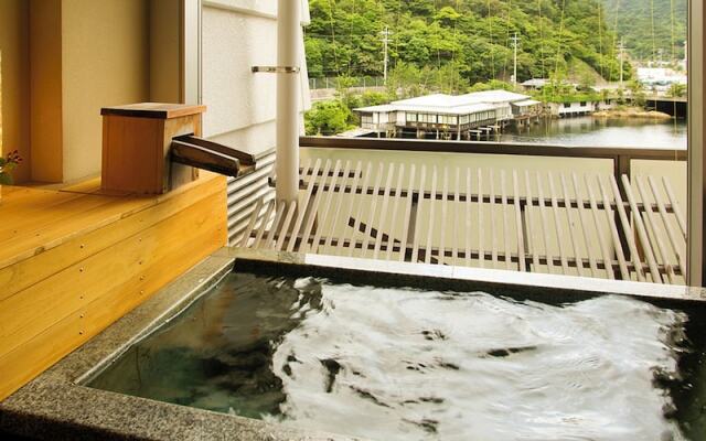 Yukei no Yado Umi no Yurikago Hagikomachi