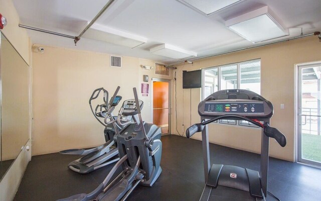 Apartments at 1209 Washington Ave