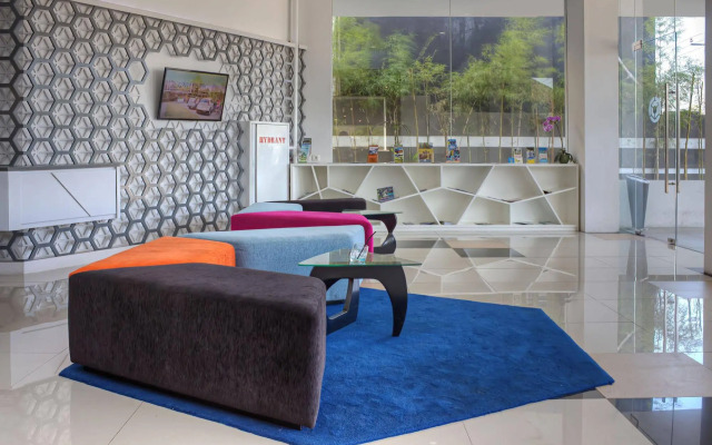 Berry Biz Hotel Powered by Archipelago