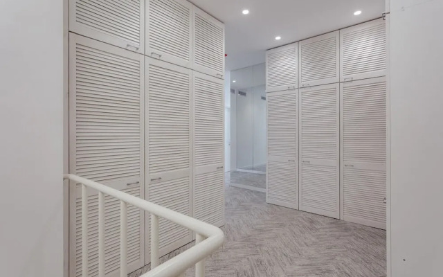 Апартаменты Royal, пер. Ониловой, 18