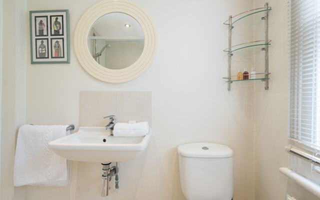Large Family home in Fulham