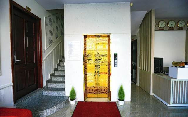 TTR Vincent Hotel