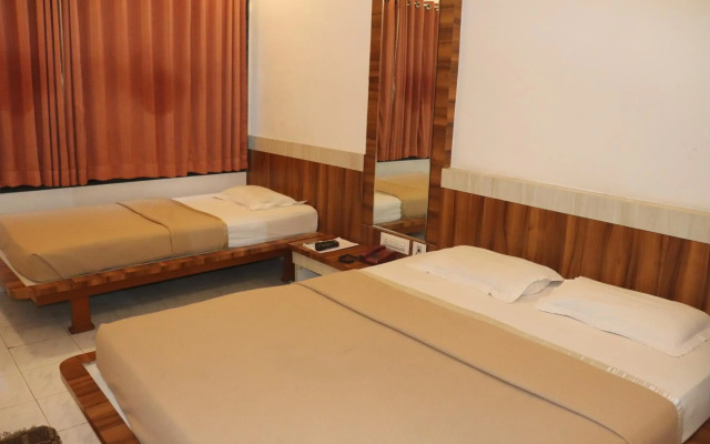 OYO 1959 Hotel Raj