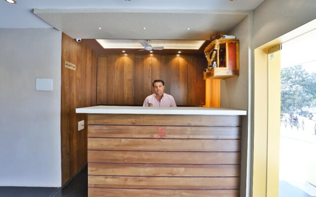 Hotel Rivera Golden Crown By OYO Rooms