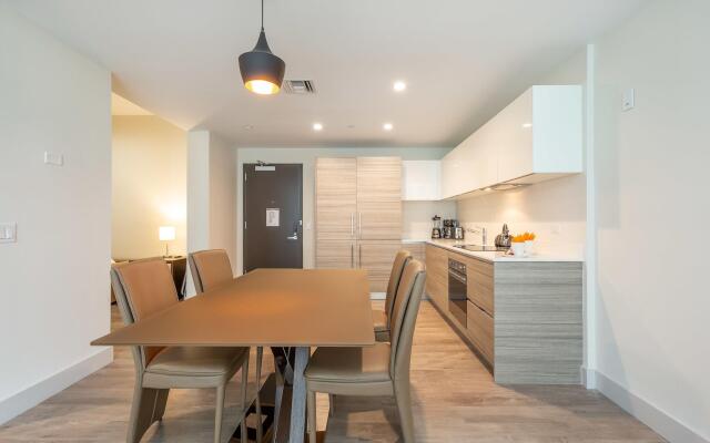 Private Luxury Condos at Costa Hollywood