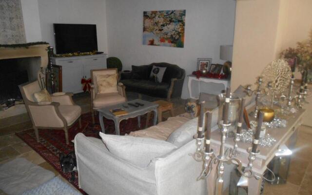 Le Mas de Perrotet en Roussillon