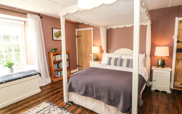Englewood Cottage