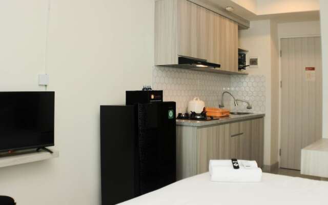Elegant And Comfy Studio At Grand Kamala Lagoon Apartment
