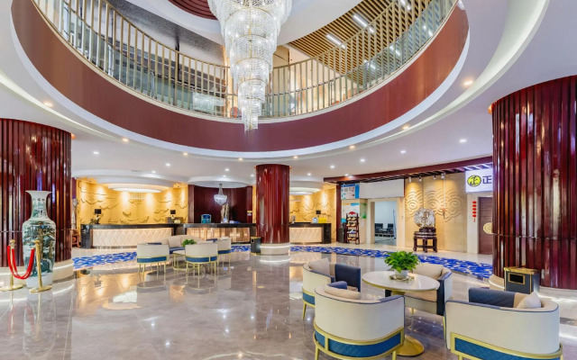 Joyland Grand Hotel