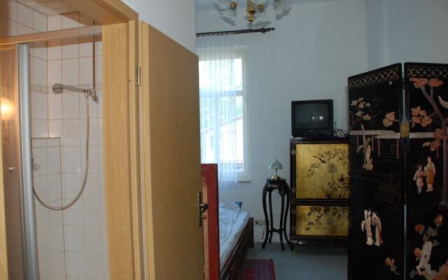 Hotel Schwarzaquelle