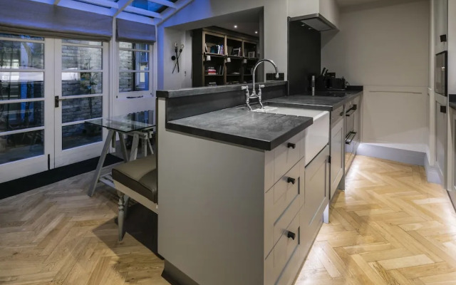 Deluxe Mayfair Home by Marble Arch Station