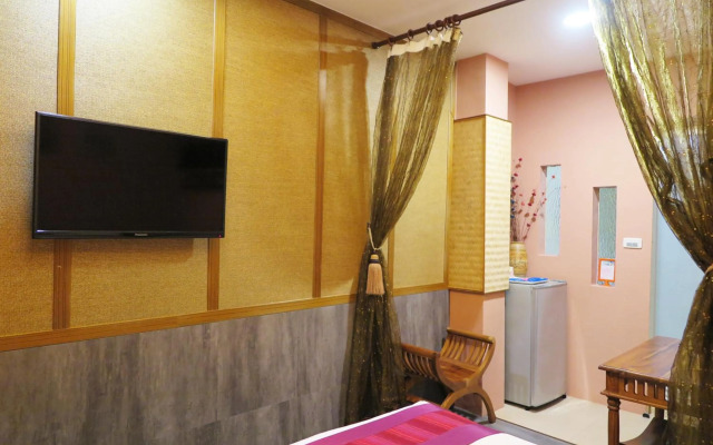 Sin Sin Hotel I
