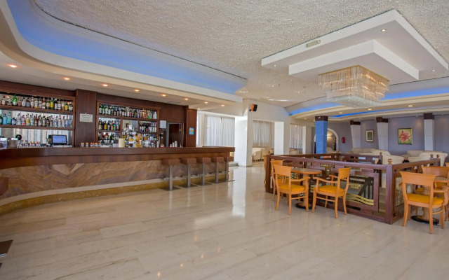Atlantis Hotel