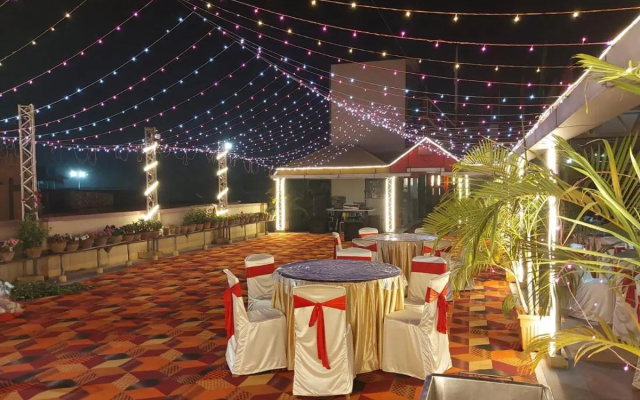 HOTEL INDRAPRASTHA, Malda