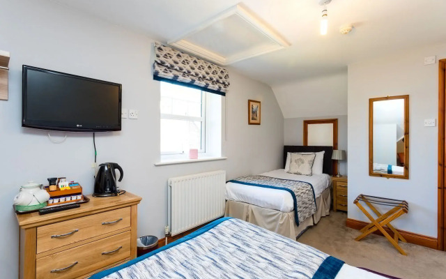 The Lawn Guest House