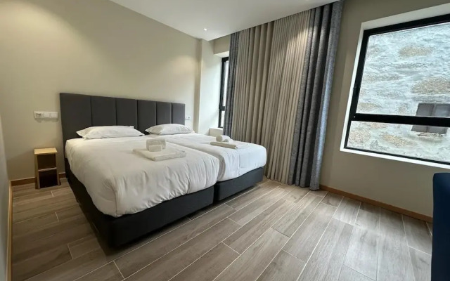 Oporto Station Hostel & Rooms