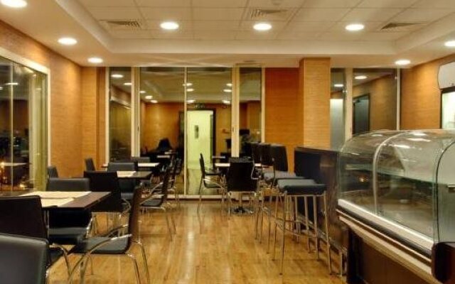 Tariq Almoayed Tower