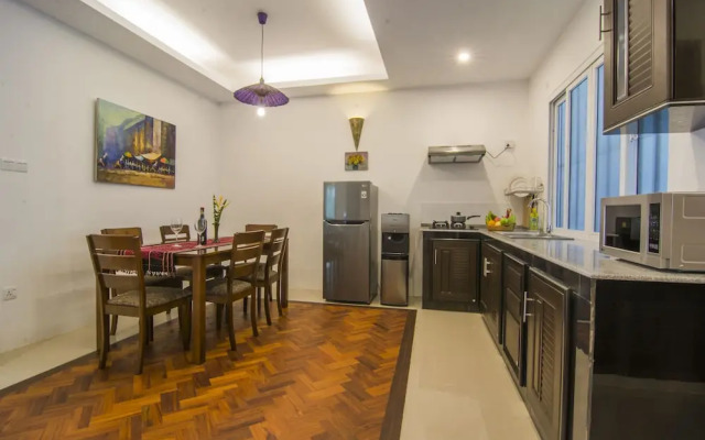 Woodside Inn & Serviced Apartments