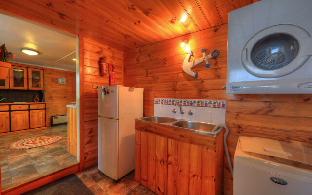 Rosebank Cottage Collection