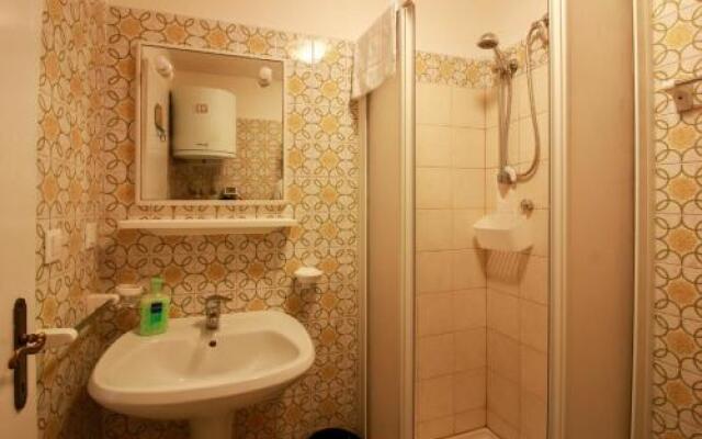 Santi Apostoli Apartment