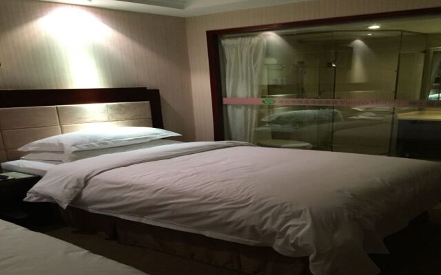 Vienna International Hotel（Guangxi Guilin Yangsuo West Street and Ten-mile Gallery）