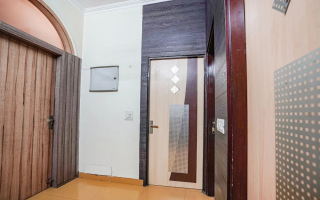 Fabhotel Rivlet Premium