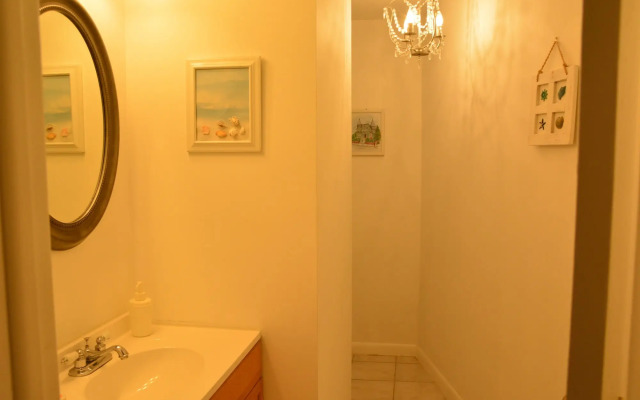 New Point Miami Beach Apartments