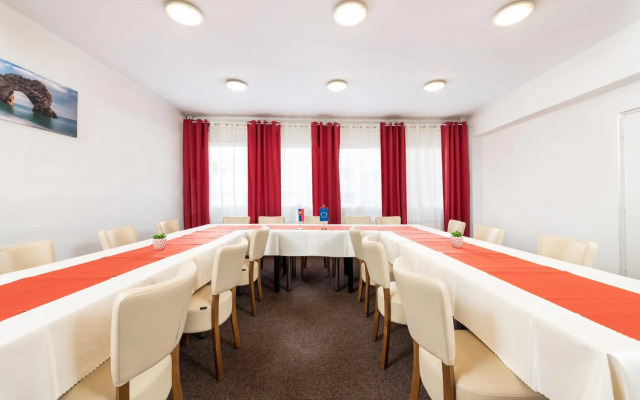 Hotel Plus