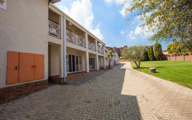 Vetho 2 Apartments OR Tambo Airport