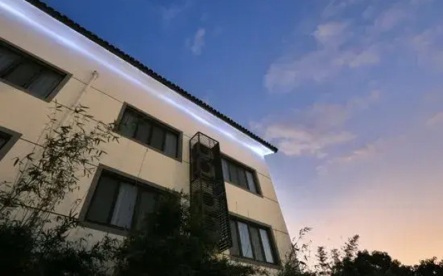 Luyi Resort Hotel